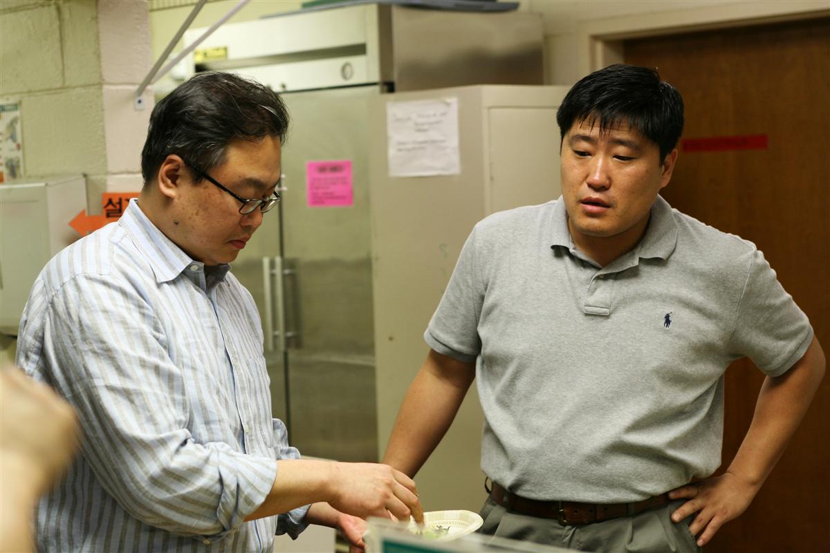 mom_0191 (Custom).jpg